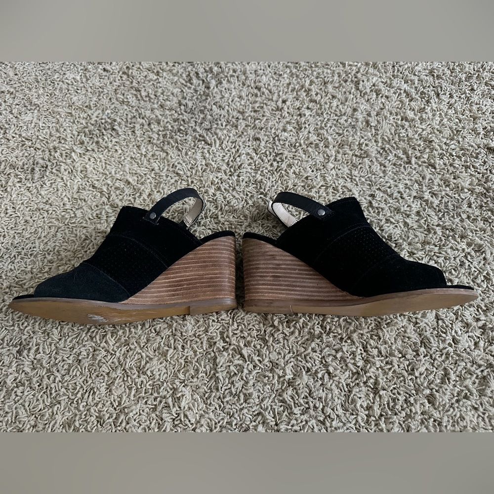 Girls Black and Brown Wedges 👧🏼